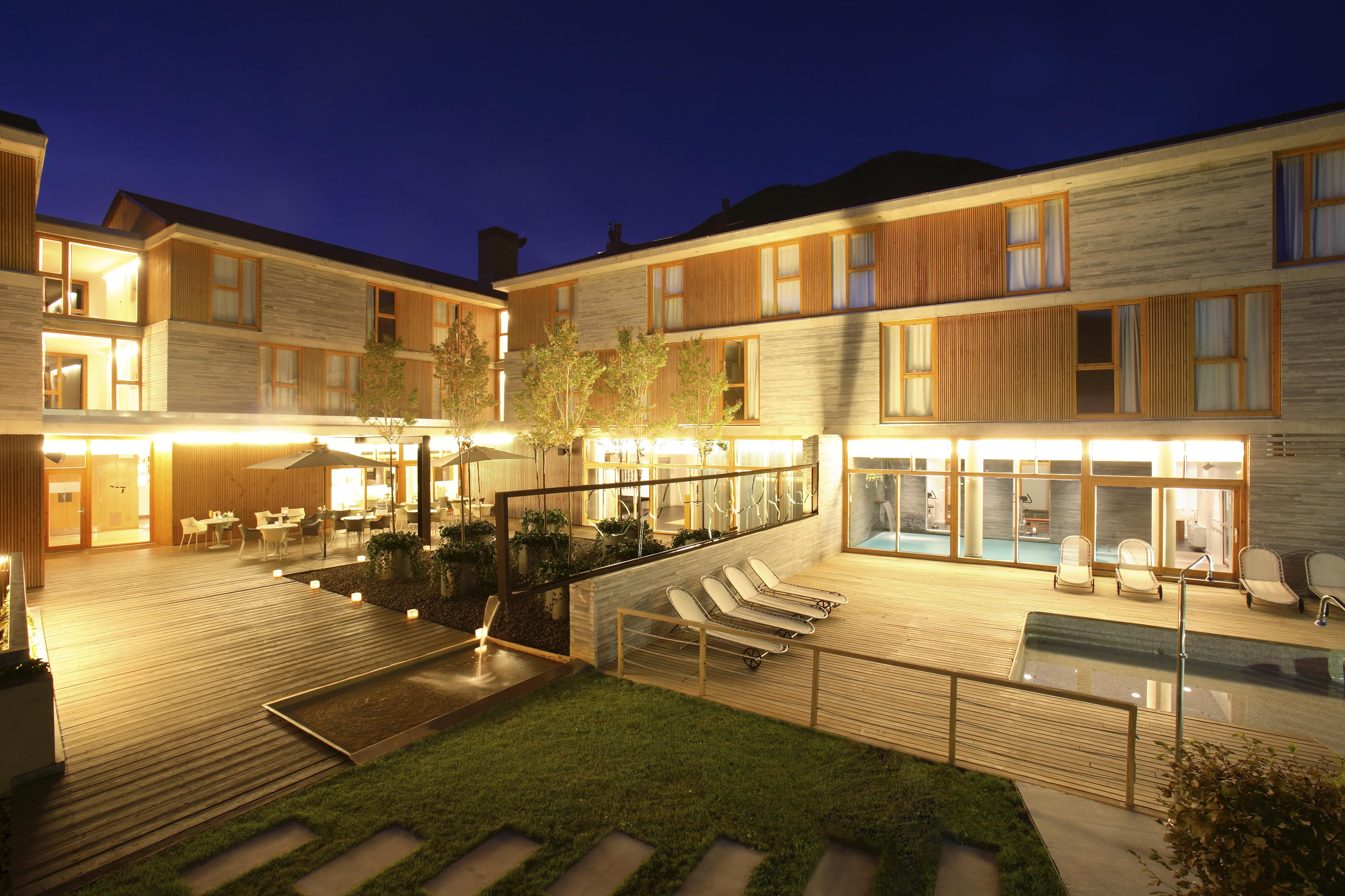 Tierra De Biescas Hotel Exterior photo